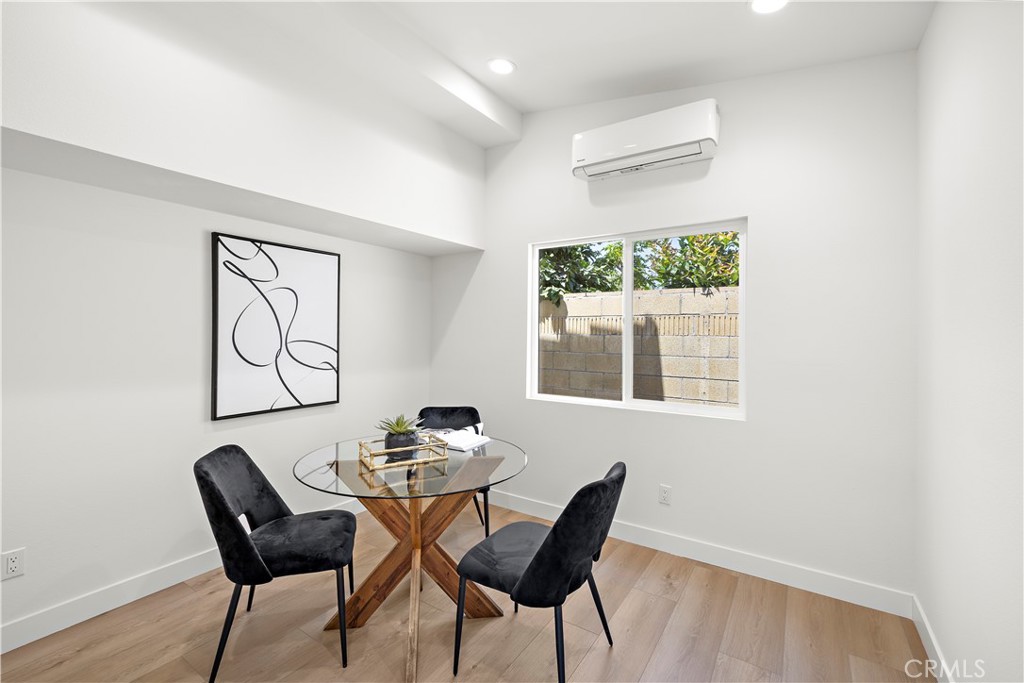 MLS #OC25181402 image #47