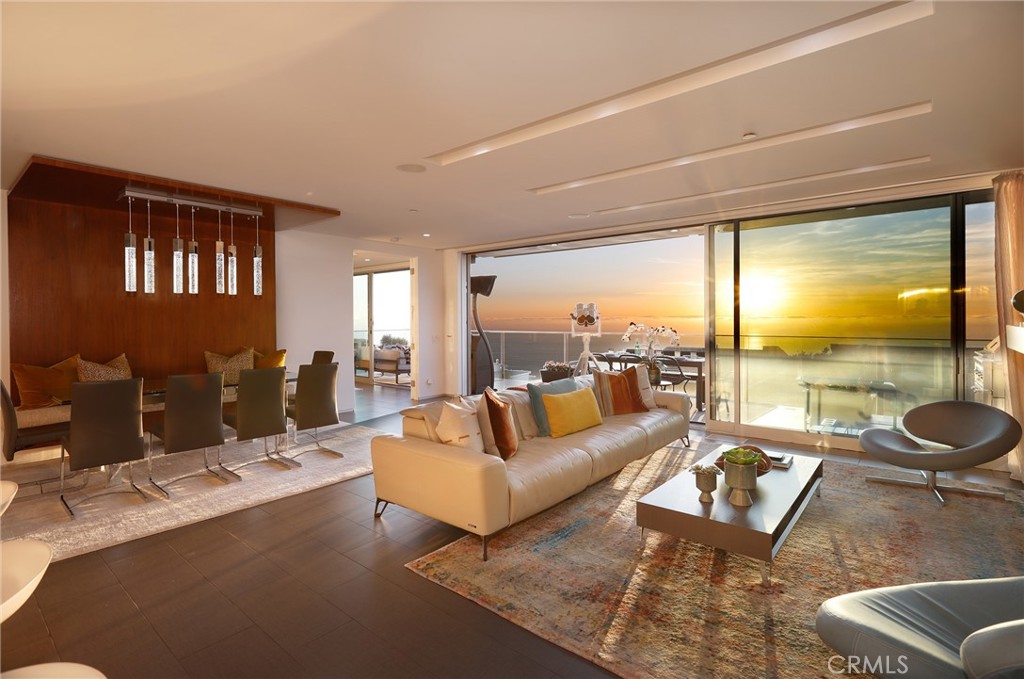 MLS #OC25181425 image #0