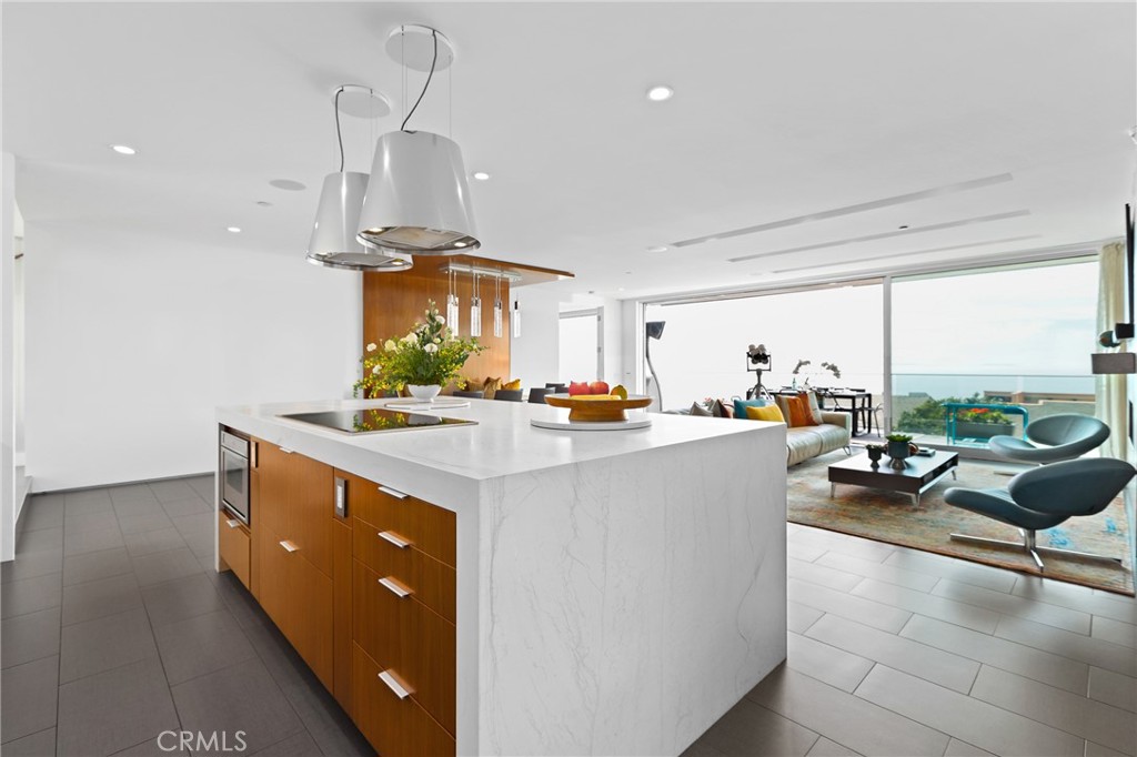 MLS #OC25181425 image #14