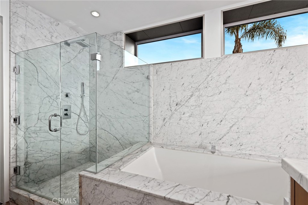 MLS #OC25181425 image #26