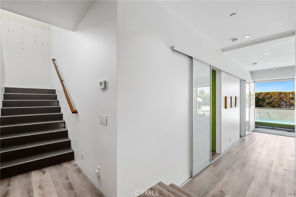 MLS #OC25181425 image #33