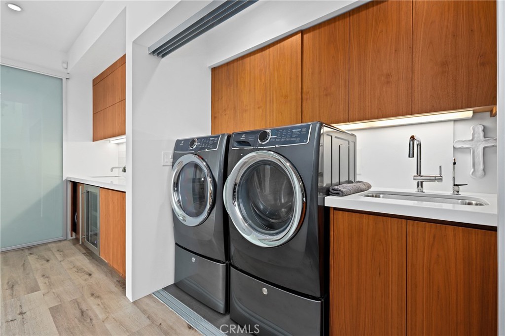 MLS #OC25181425 image #34