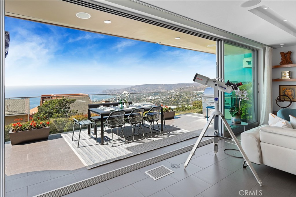 MLS #OC25181425 image #4