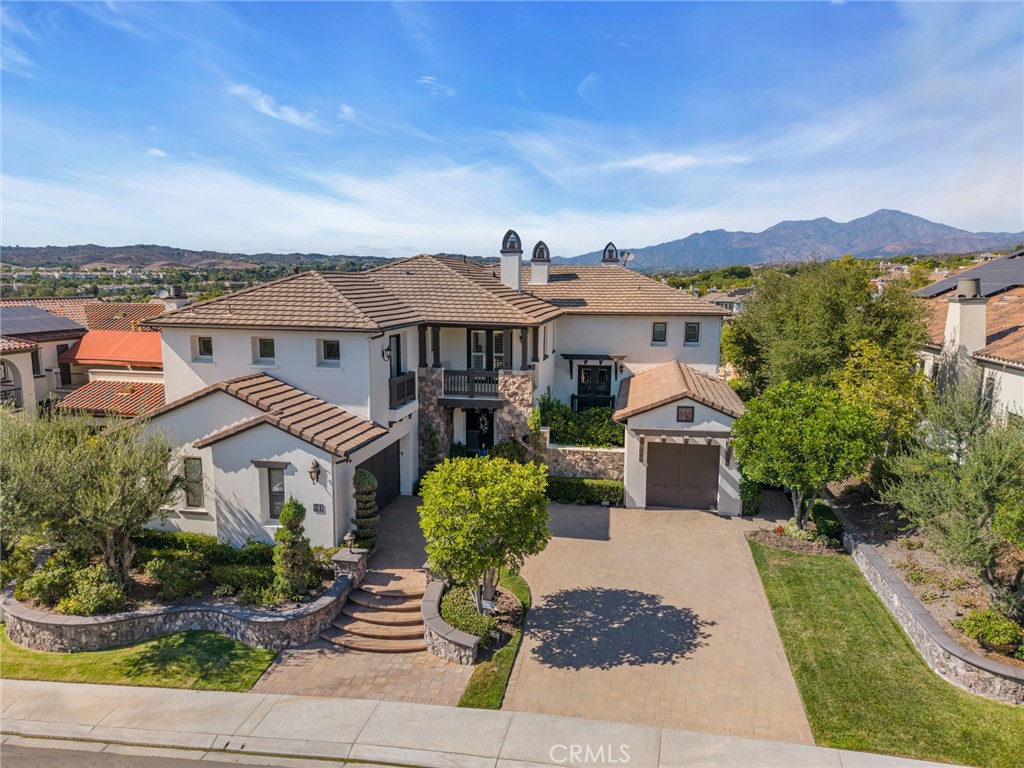 MLS #OC25181484 image #1