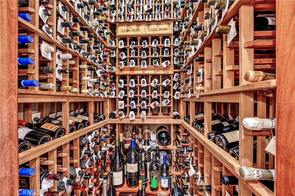 MLS #OC25181484 image #10