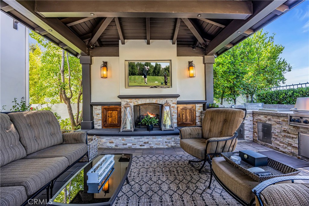 MLS #OC25181484 image #22