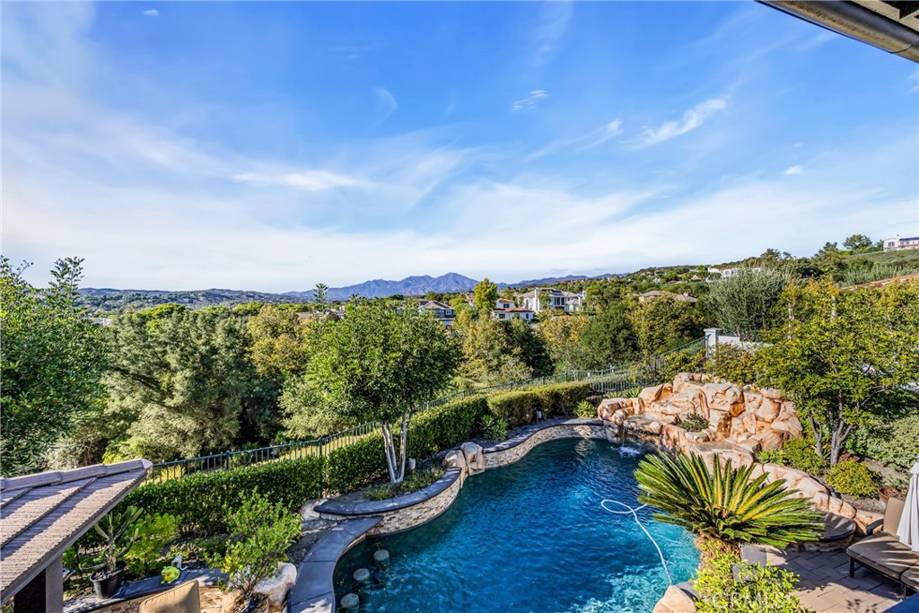 MLS #OC25181484 image #33