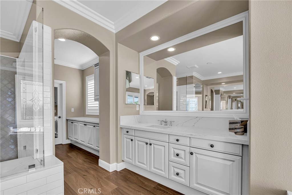 MLS #OC25181484 image #36