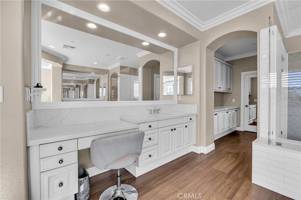 MLS #OC25181484 image #40