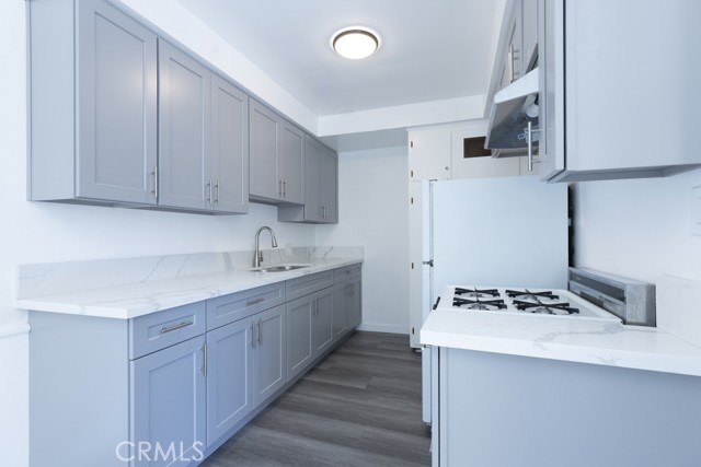 MLS #OC25181619 image #3