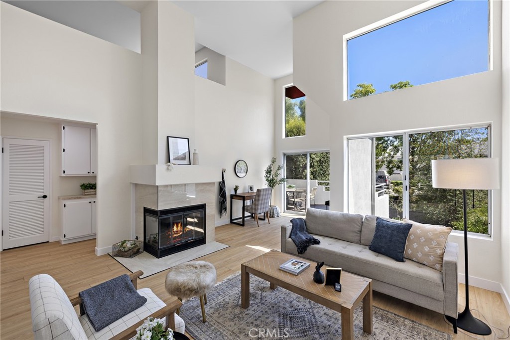 MLS #OC25181643 image #0