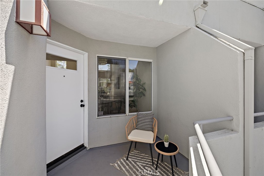 MLS #OC25181643 image #2