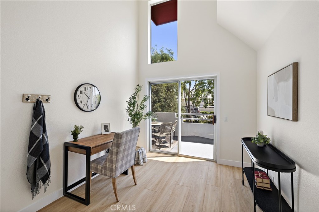 MLS #OC25181643 image #5