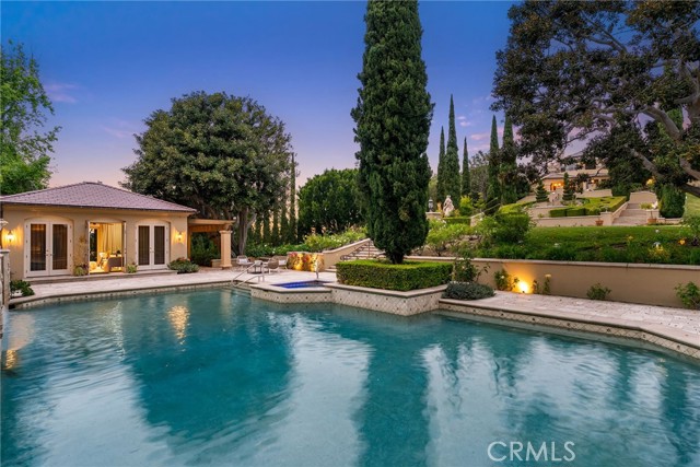 MLS #OC25181647 image #2