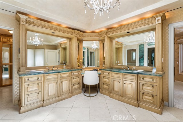 MLS #OC25181647 image #30