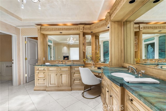 MLS #OC25181647 image #48