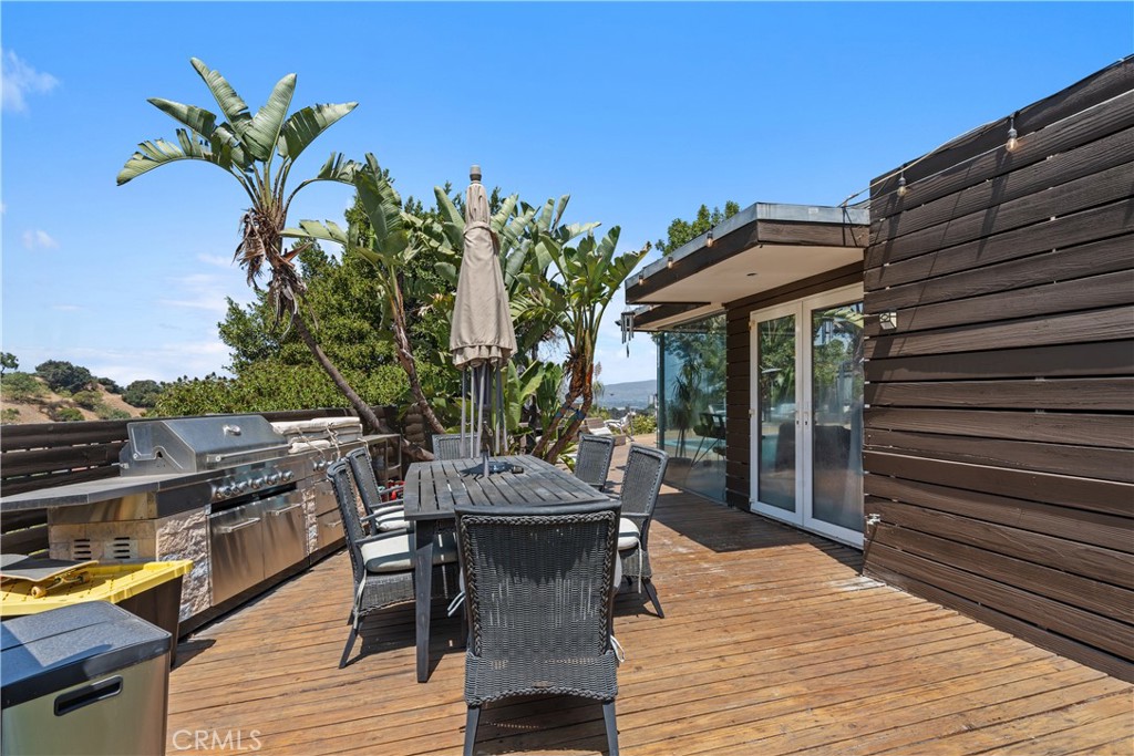 MLS #OC25181693 image #23