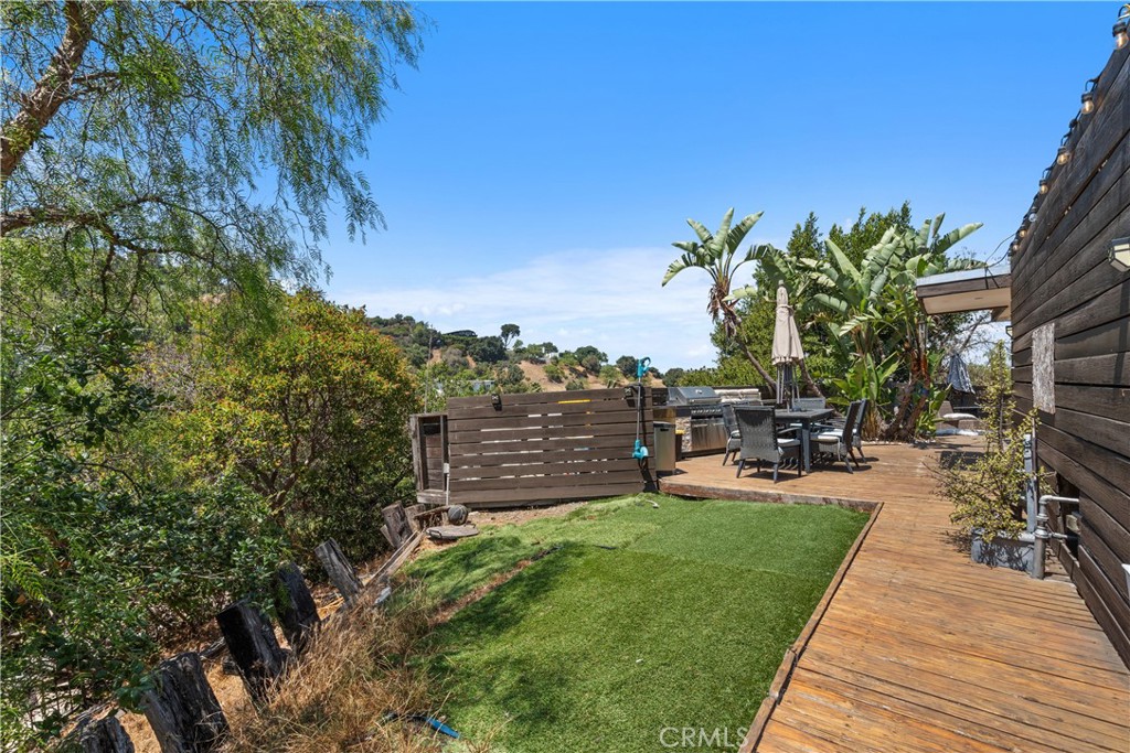 MLS #OC25181693 image #24