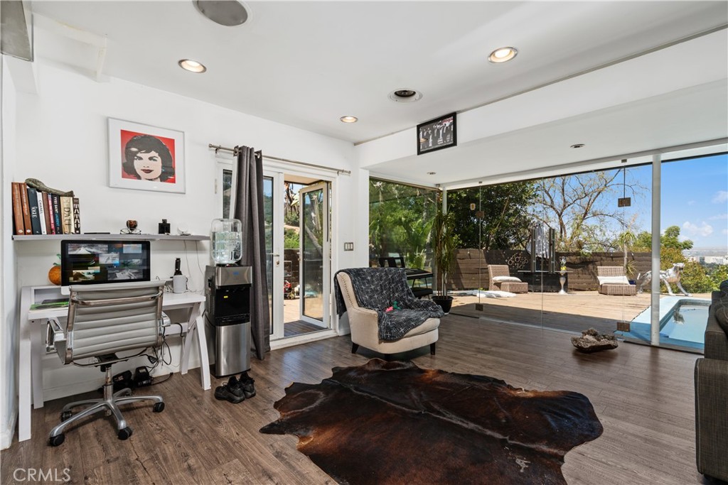 MLS #OC25181693 image #8