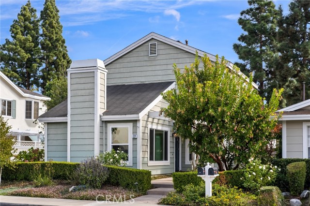 MLS #OC25181711 image #0