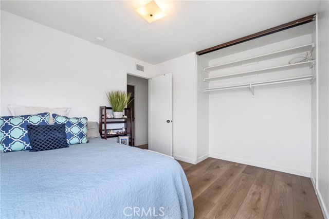 MLS #OC25181711 image #21