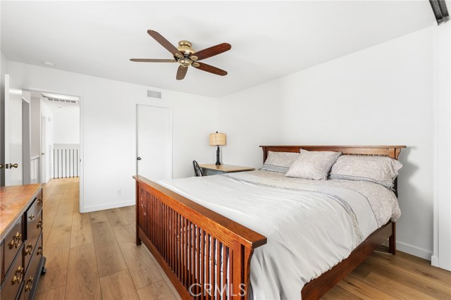 MLS #OC25181711 image #27