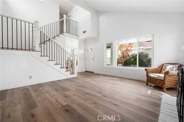 MLS #OC25181711 image #3