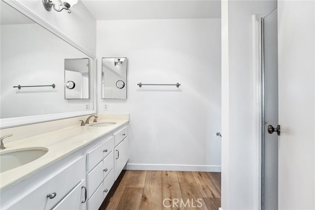 MLS #OC25181711 image #30