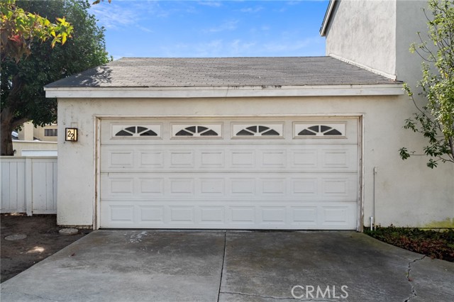 MLS #OC25181711 image #37