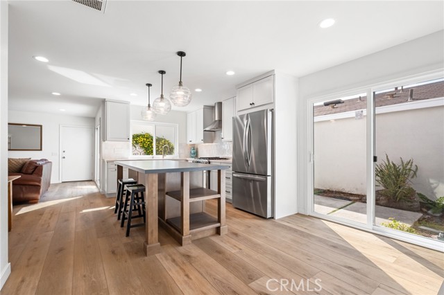 MLS #OC25181711 image #6