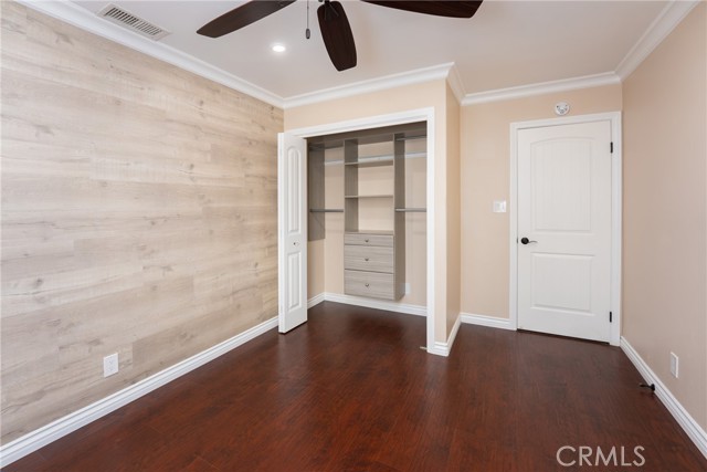 MLS #OC25181731 image #13