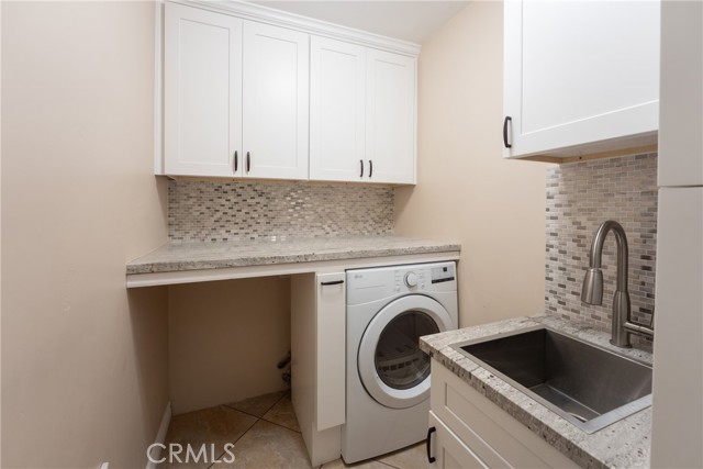 MLS #OC25181731 image #15