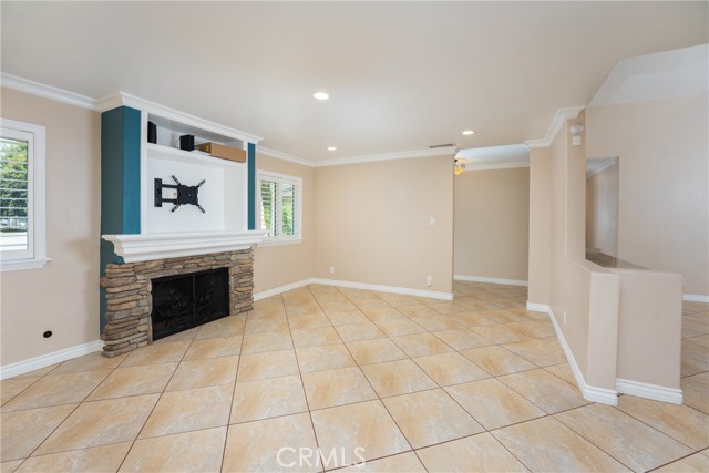 MLS #OC25181731 image #6