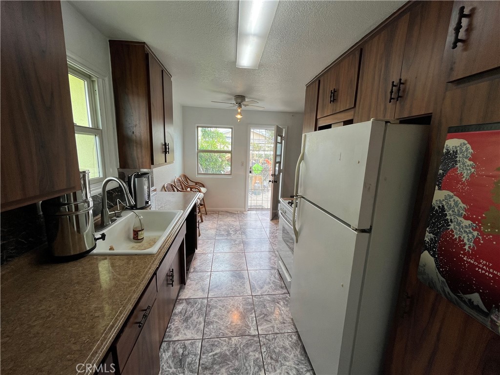 MLS #OC25181817 image #5