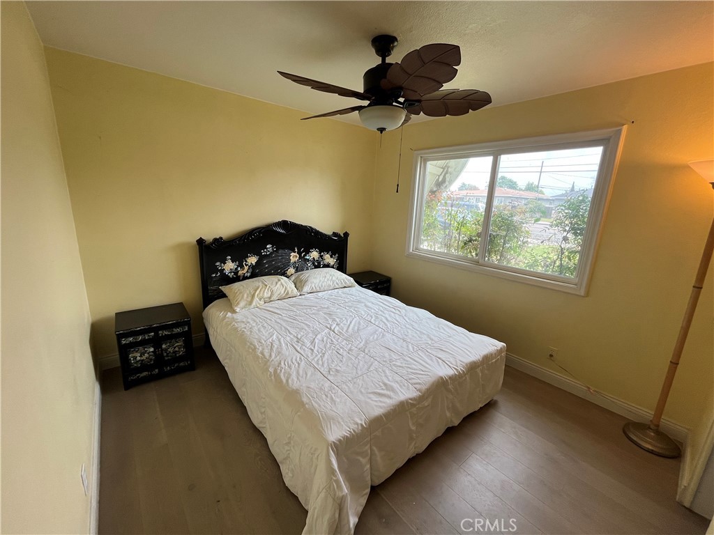 MLS #OC25181817 image #8