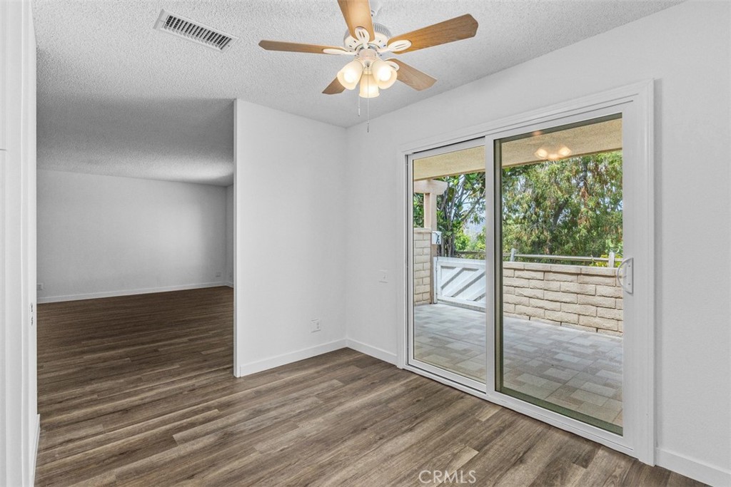 MLS #OC25181847 image #14