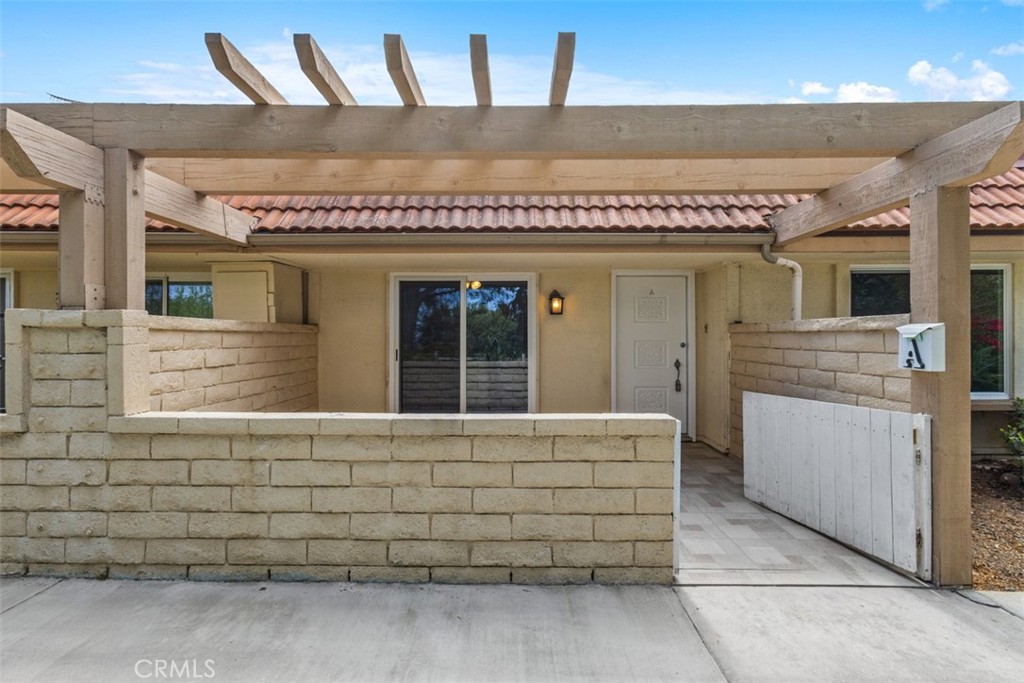 MLS #OC25181847 image #4