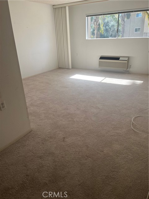 MLS #OC25181869 image #19