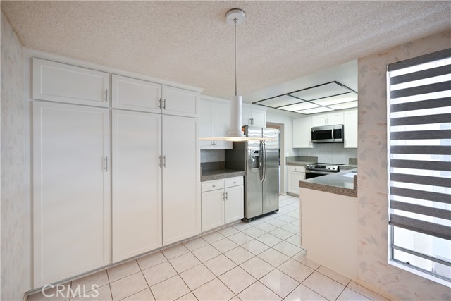 MLS #OC25181869 image #7