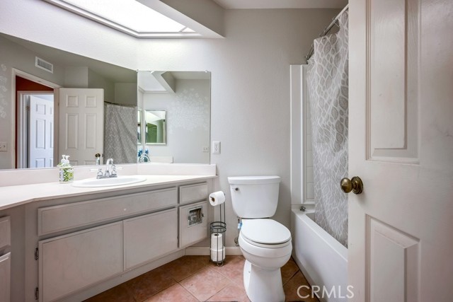 MLS #OC25181871 image #18
