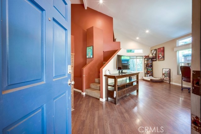MLS #OC25181871 image #2