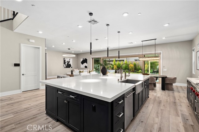 MLS #OC25181874 image #12