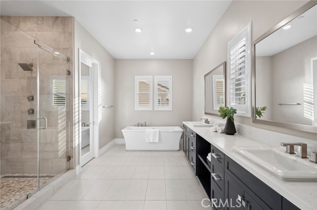 MLS #OC25181874 image #40