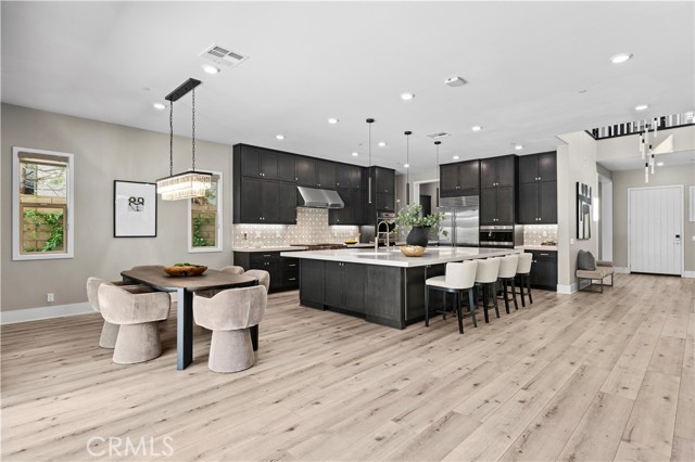 MLS #OC25181874 image #5