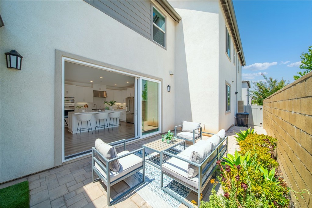 MLS #OC25181901 image #10