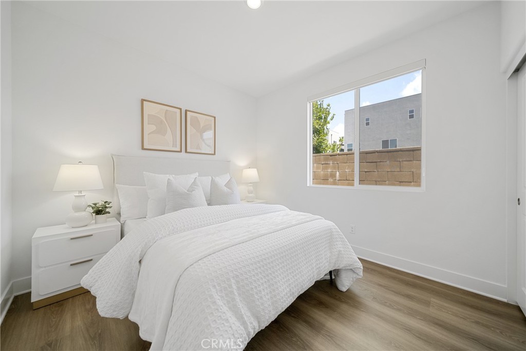 MLS #OC25181901 image #11