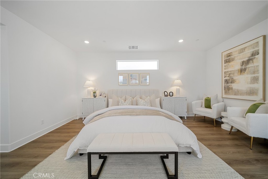 MLS #OC25181901 image #16