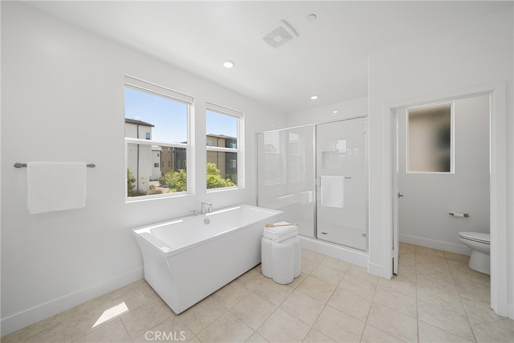 MLS #OC25181901 image #19