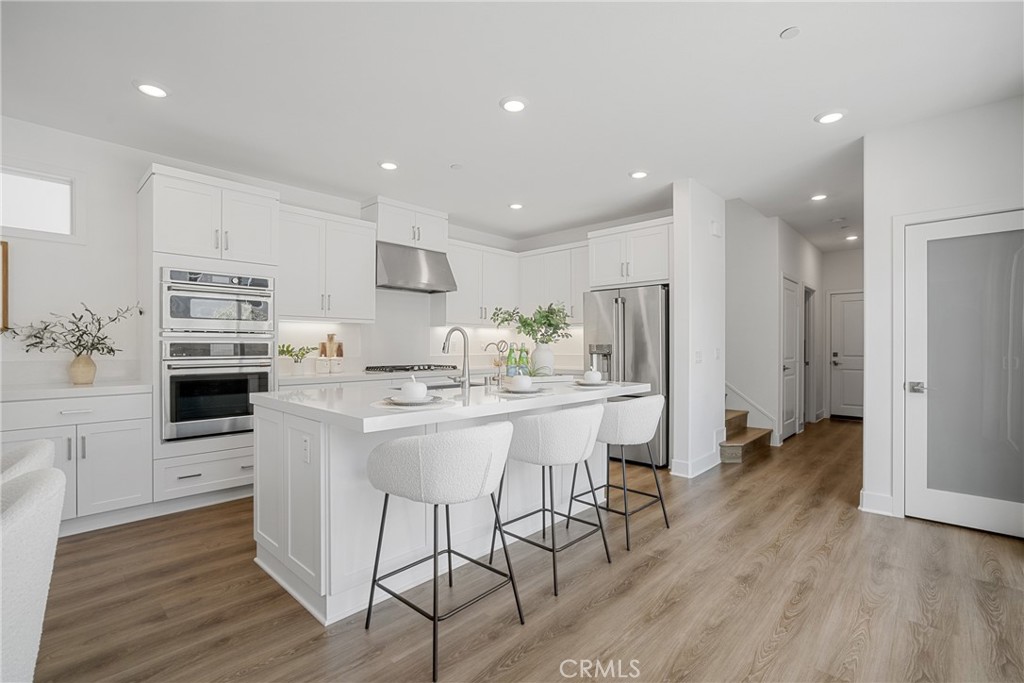 MLS #OC25181901 image #6