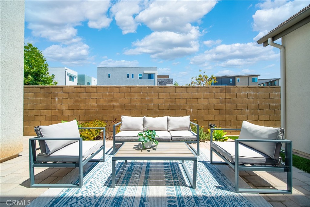 MLS #OC25181901 image #9